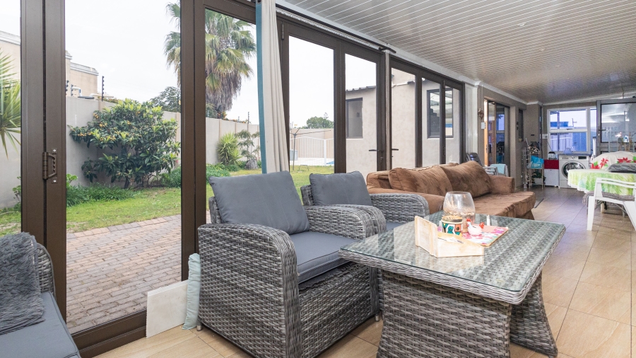 3 Bedroom Property for Sale in Panorama Western Cape